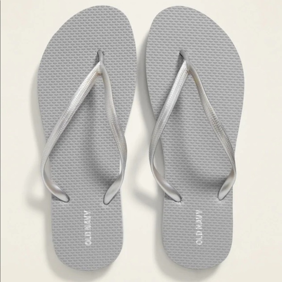 LOT OF 7 PAIRS OLD NAVY FLIP FLOPS. SIZE 6. New - Picture 4 of 14